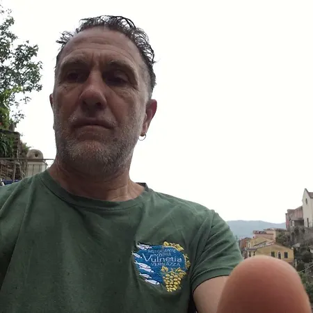 招待所 Giuliano 韦尔纳扎